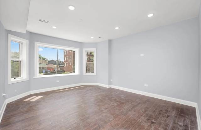 7959 South Essex Avenue