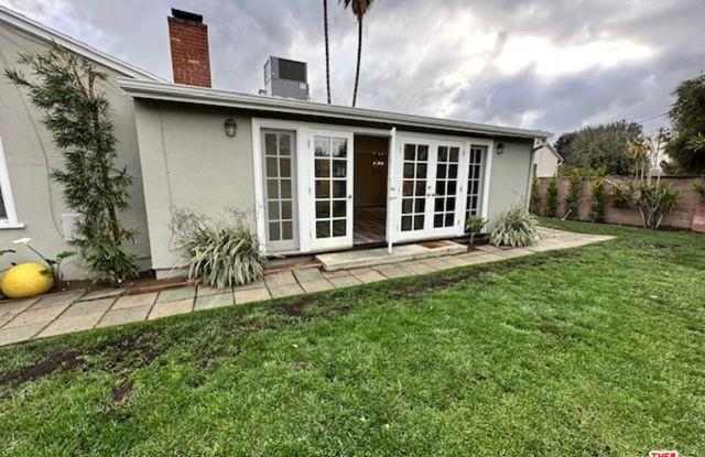 5332 Goodland Avenue