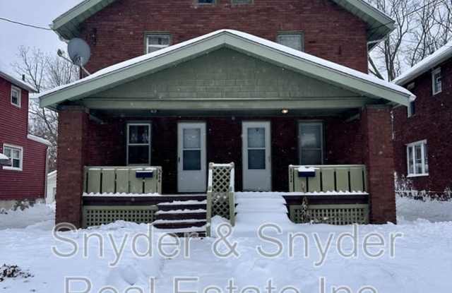 2052 16th Street Southwest