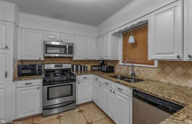 6628 Jefferson Paige