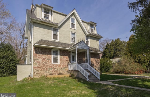 51 E 3RD AVENUE - 51 East Third Avenue, Collegeville, PA 19426