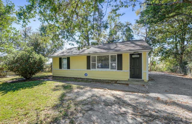 2338 Coral Bell Dr - 2338 Coral Bell Drive, North Charleston, SC 29405