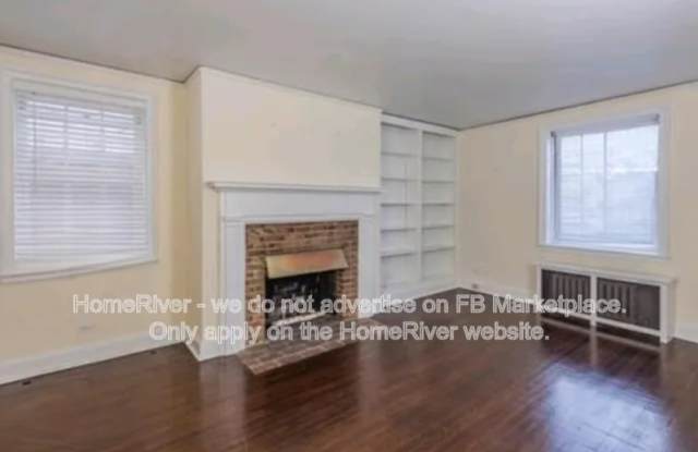 25 Palmer Sq W
