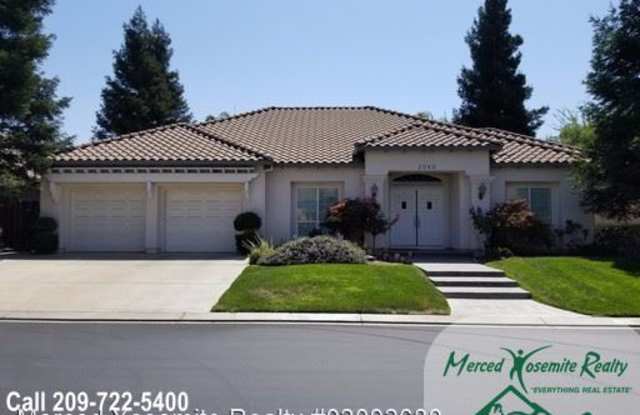 2040 Robin Hood Lane