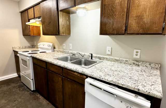 416 General Mouton Ave