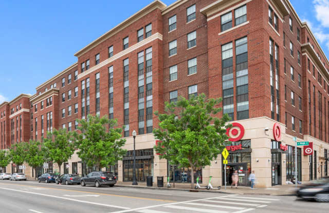 StateHouse Varsity - Student Housing