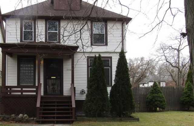 568 ENGLEWOOD Street