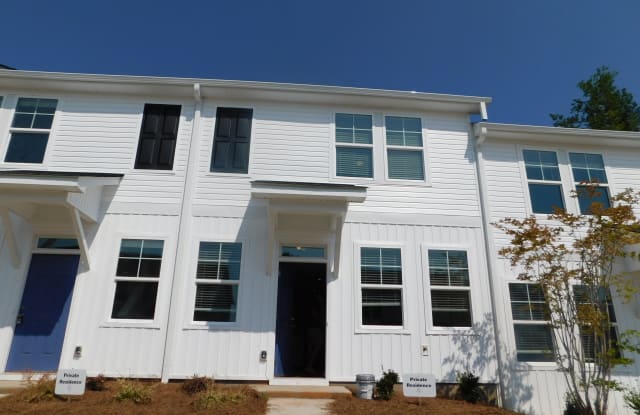 145 Valley Creek Dr - 145 Valley Creek Drive, Boiling Springs, SC 29316