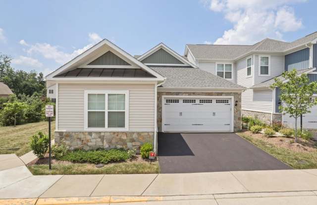 23663 SEPTEMBER SUN SQUARE