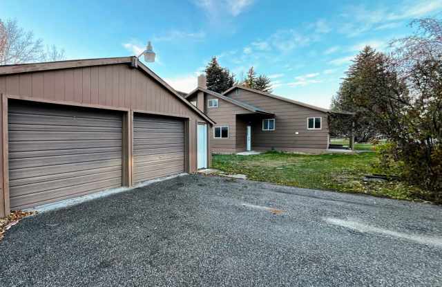 Spacious, Updated Home in the Heart of Driggs