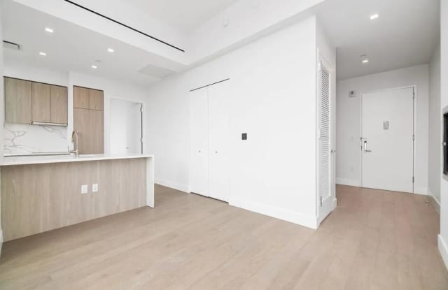 200 East 23rd Street