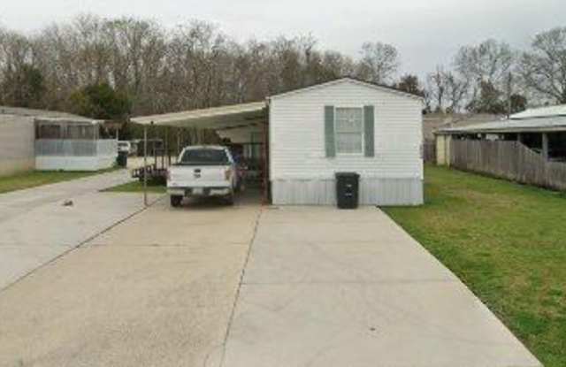 3 Bedroom Trailer in New Iberia