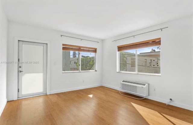 1010 Pennsylvania Ave