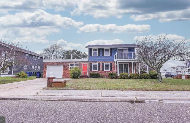 4623 SCHOONER Road unit: A