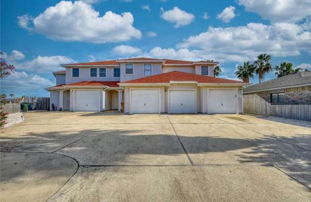 15410 Grass Cay Court