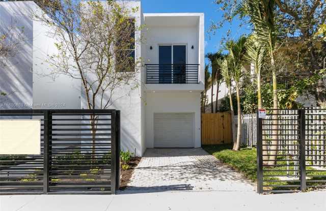 3162 Plaza St.
