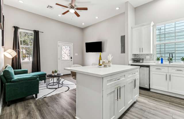 2526 Martin Luther King Junior Boulevard