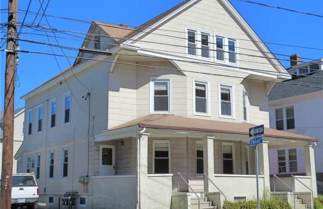 Photo of 62 Montauk Avenue