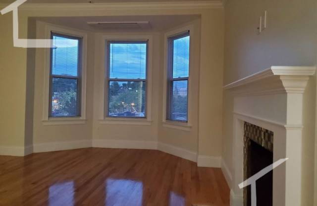 14 Harris St #2B Brookline MA 02446