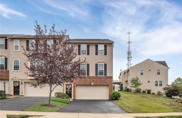 356 Sunrise Dr - 356 Sunrise Drive, Carnegie, PA 15106