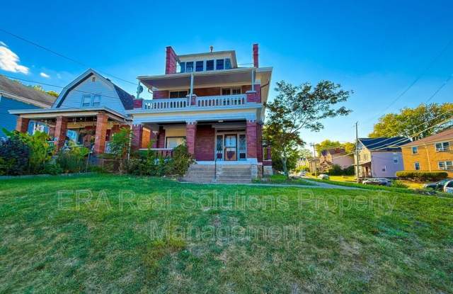 3471 Trimble Ave.