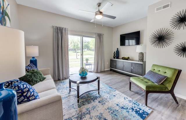 Avalon Oaks Apartments