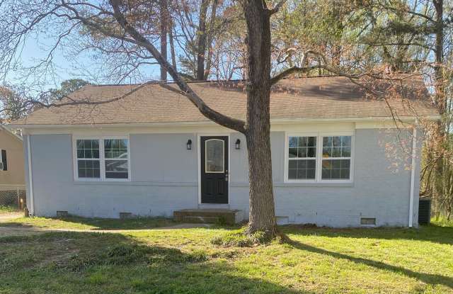 7621 Longstreet Drive