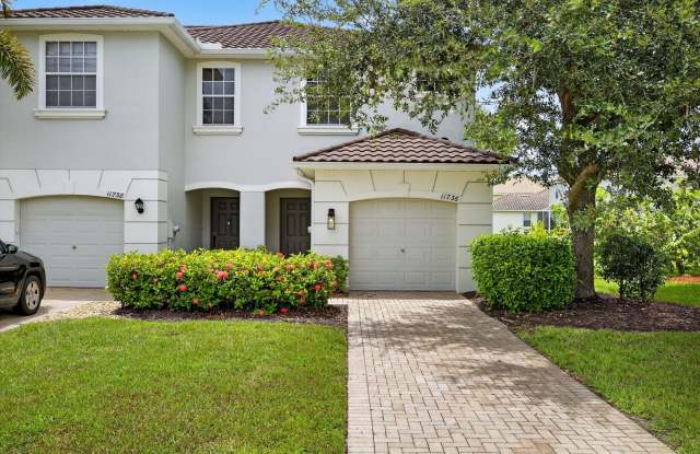 2 Bedroom 2.5 Bath With large Loft/ Office/ Play Area Townhome with Garage gated community