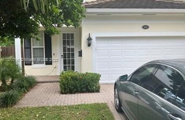 505 SW 16th Ct - 505 Southwest 16th Court, Fort Lauderdale, FL 33315