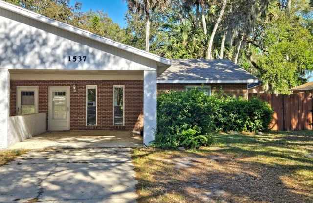 1537 Mango Tree Drive
