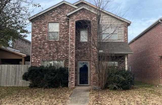 Photo of 3 Bedroom 2 1/2 bath in Lowell!