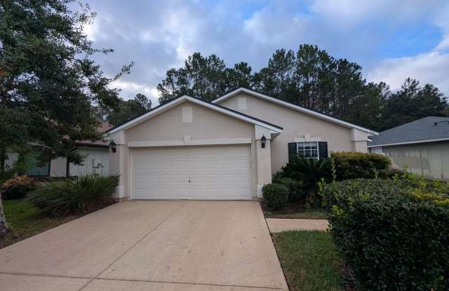 Photo of Spacious 4 bed 2 bath St. Johns County Home