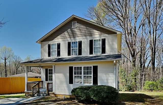 1612 Allenbrook Drive - 1612 Allenbrook Drive, Charlotte, NC 28208