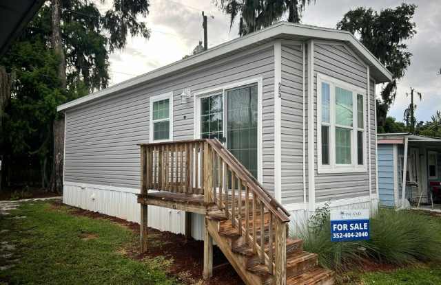 Photo of 7915 Elliott Road