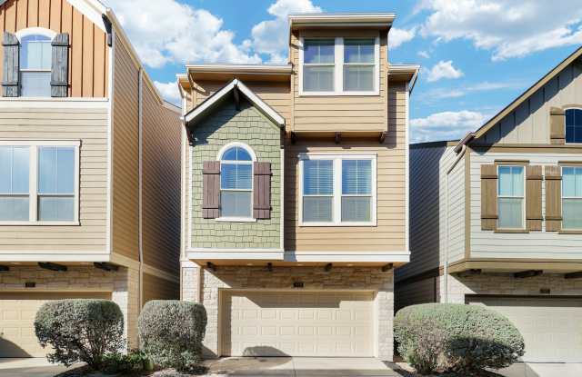 223 East Courtland Place - 1