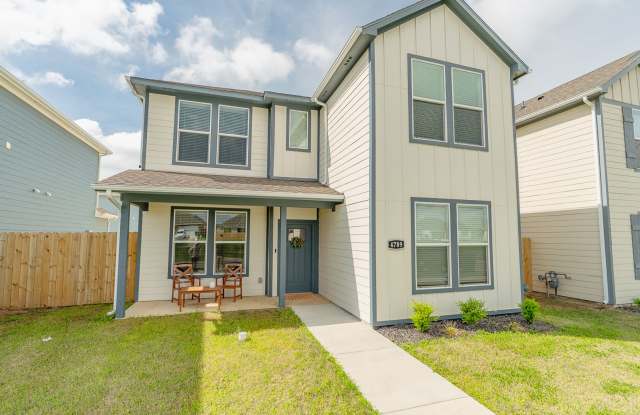 Photo of Immaculate 4-bedroom 3.5 bath Home in Fayetteville! Shorter lease options available!