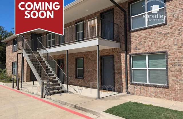 Photo of 255 E 5th Ave