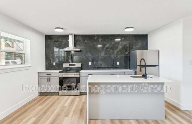 1316 South Quincy Avenue