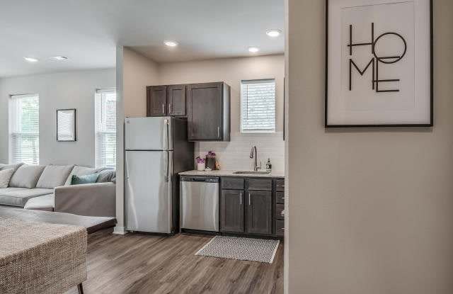 5708 Dearing Road Unit A21