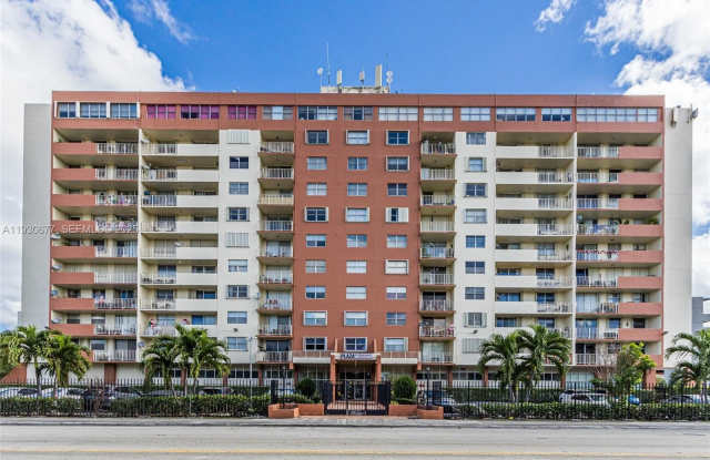 Photo of 4675 W 18th Ct