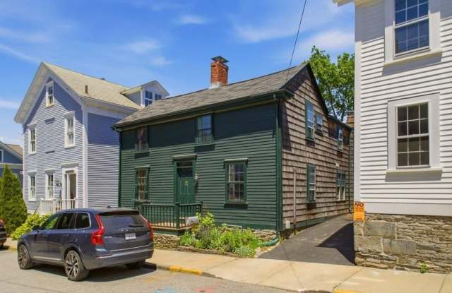 12 Sherman Street