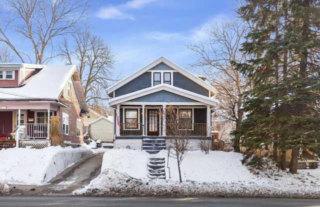 Photo of 48 Fuller Avenue NE