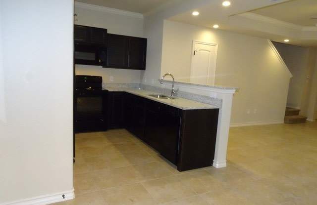 Photo of 6934 Lakeview Dr. #101, San Antonio, TX. 78244