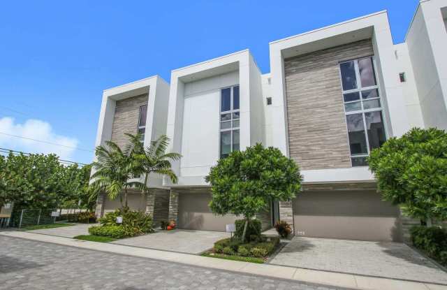 Photo of 1841 Northwest 42nd Drive