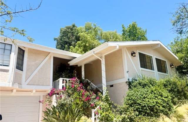 Photo of 5539 Fairview Place