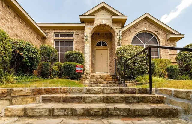 2110 Hollow Way - 2110 Hollow Way, Garland, TX 75041