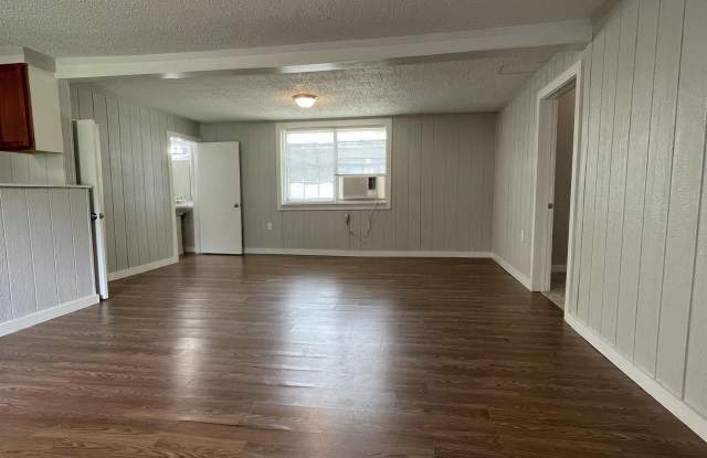 Photo of 1317 W 16th Street