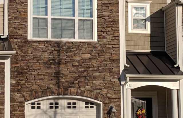 Steele Creek area townhome