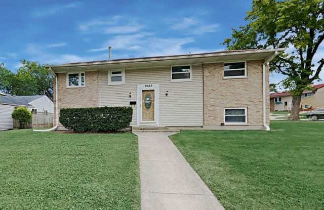 1348 Westchester Dr - 1348 Westchester Drive, Glendale Heights, IL 60139