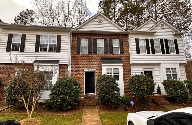 849 Genford Ct - 849 Genford Court, Raleigh, NC 27609